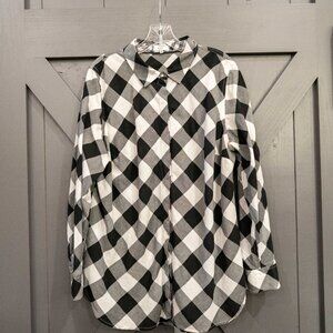 Crown & Ivy Black White Plaid Button Down Button Down Top Size 1X
